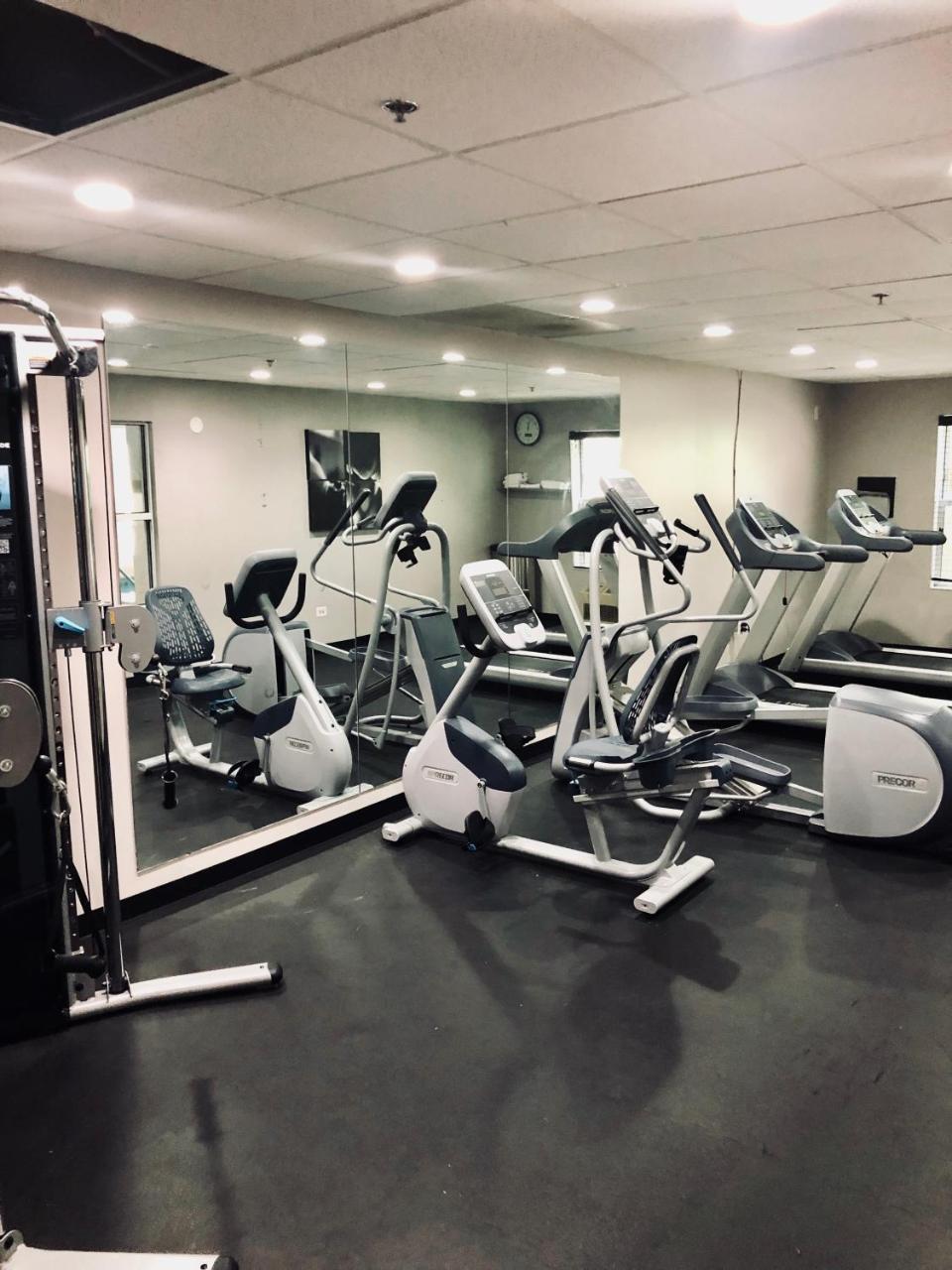 Country Inn & Suites By Radisson, Chicago O'Hare South, Il Bensenville Ngoại thất bức ảnh